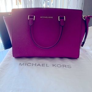Michael Kors Selma satchel